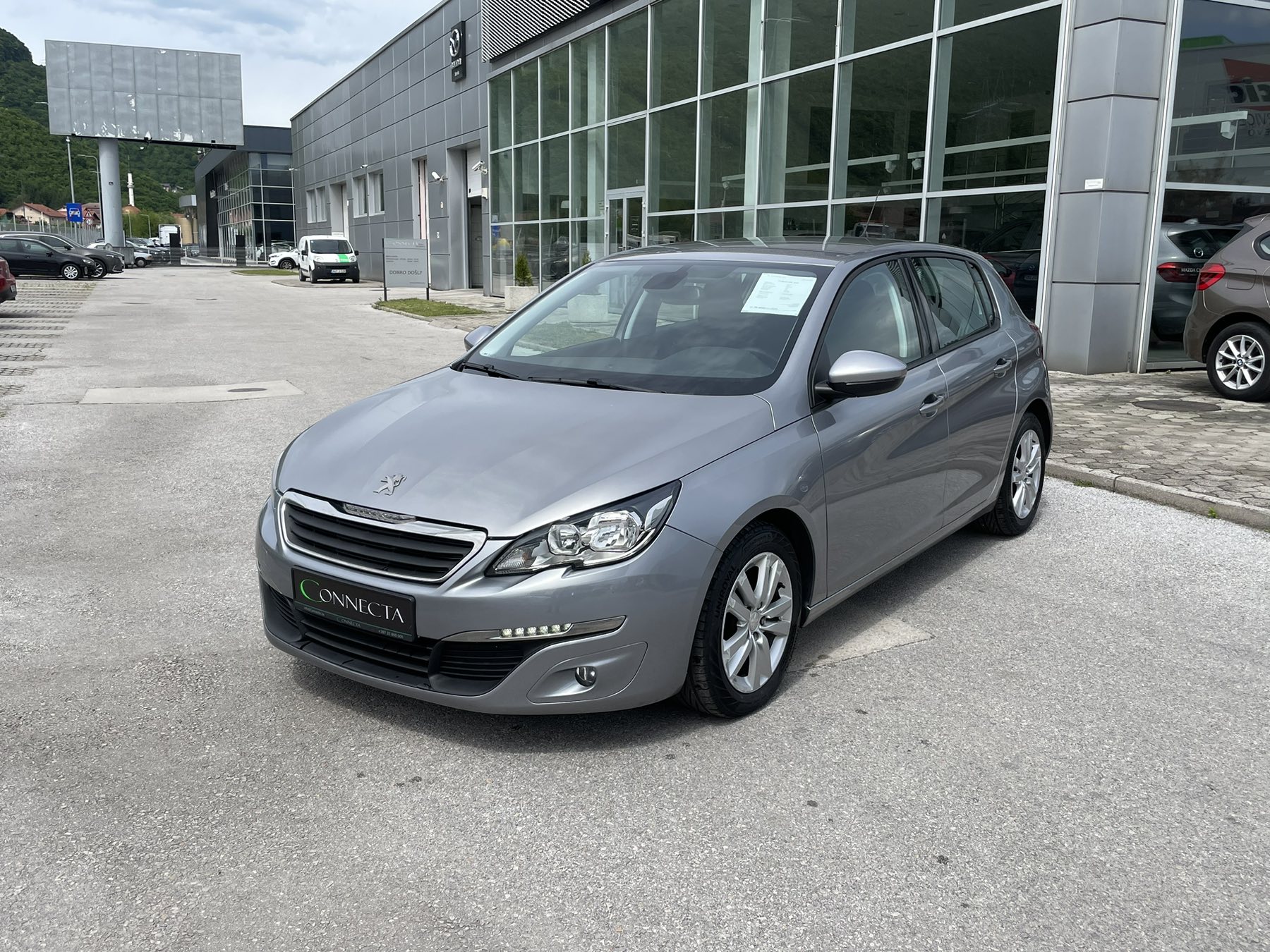 Peugeot 308 1.6 blueHDi 2016.